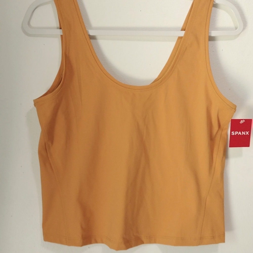 Spanx women's top size L.